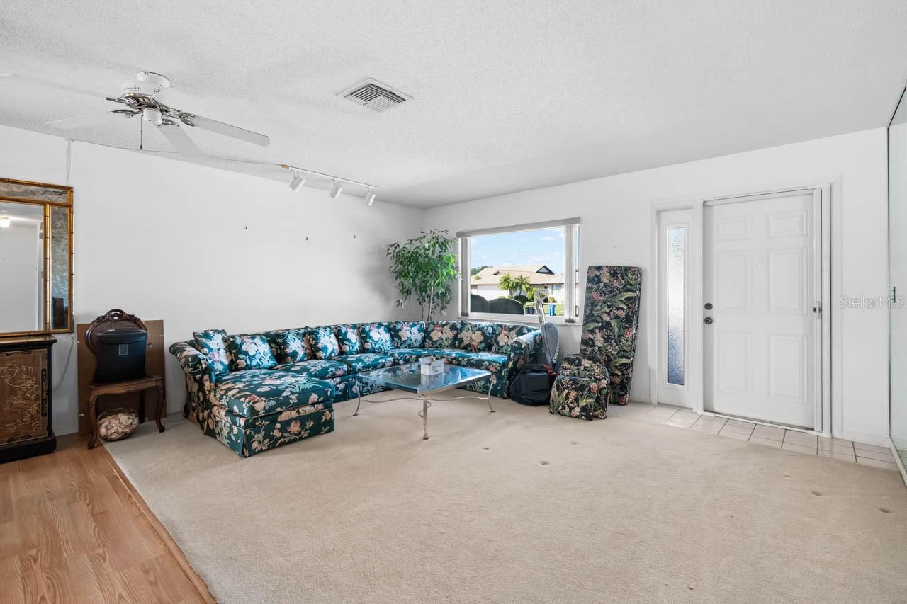 Image 8 of 45 For 606 Fort Duquesna Drive