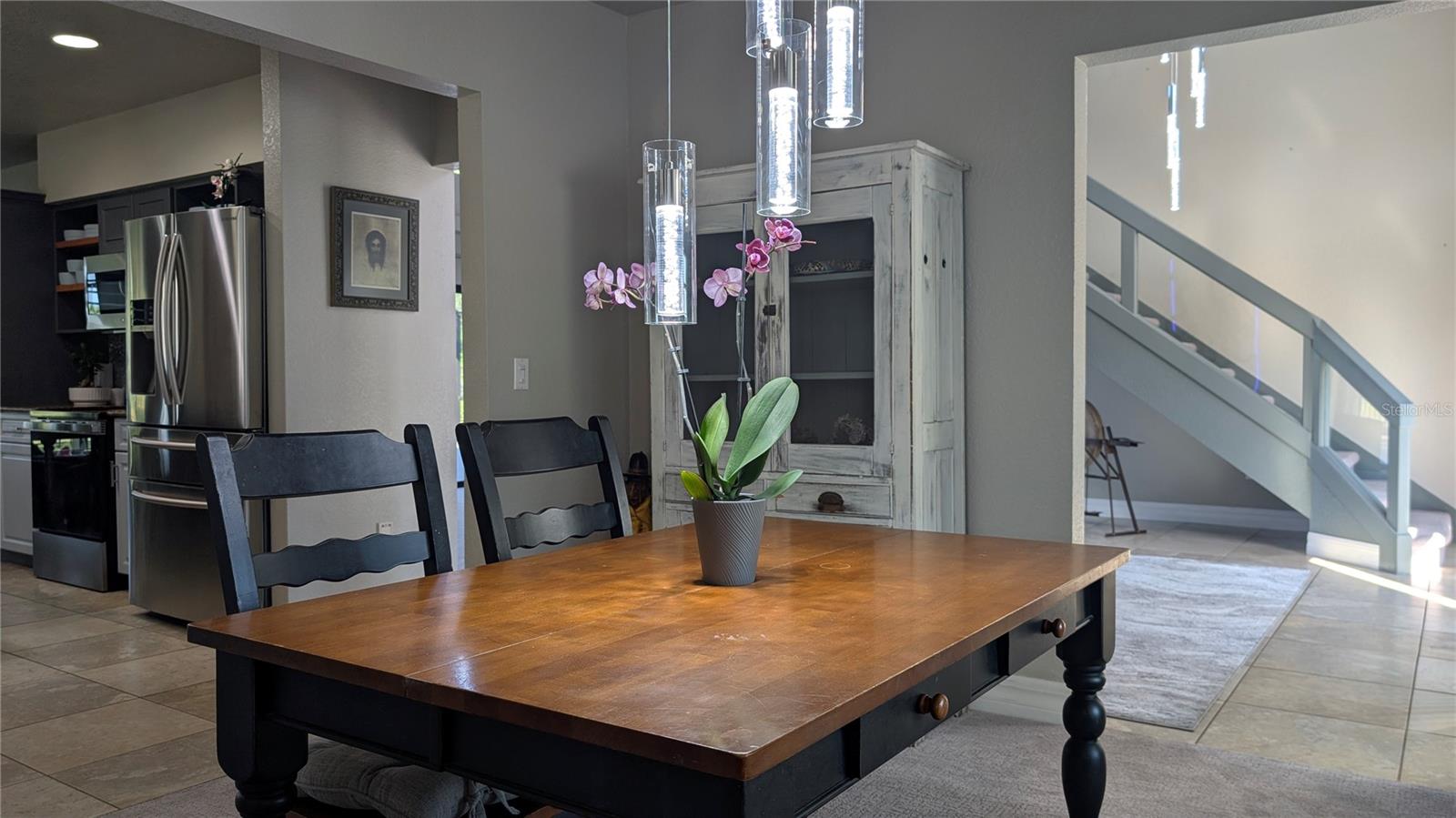 Image 14 of 55 For 384 Viedma Street