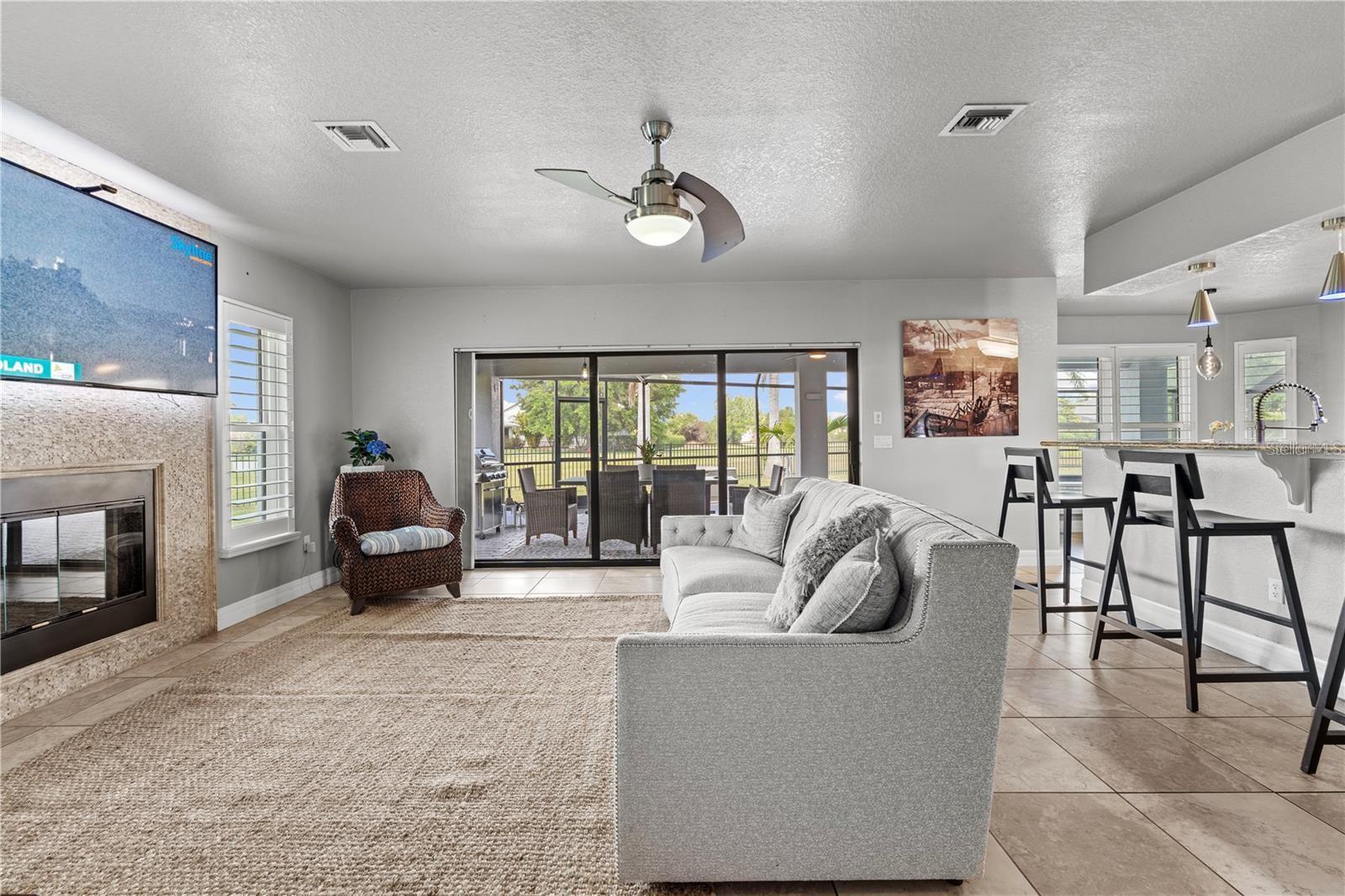 Image 17 of 55 For 384 Viedma Street