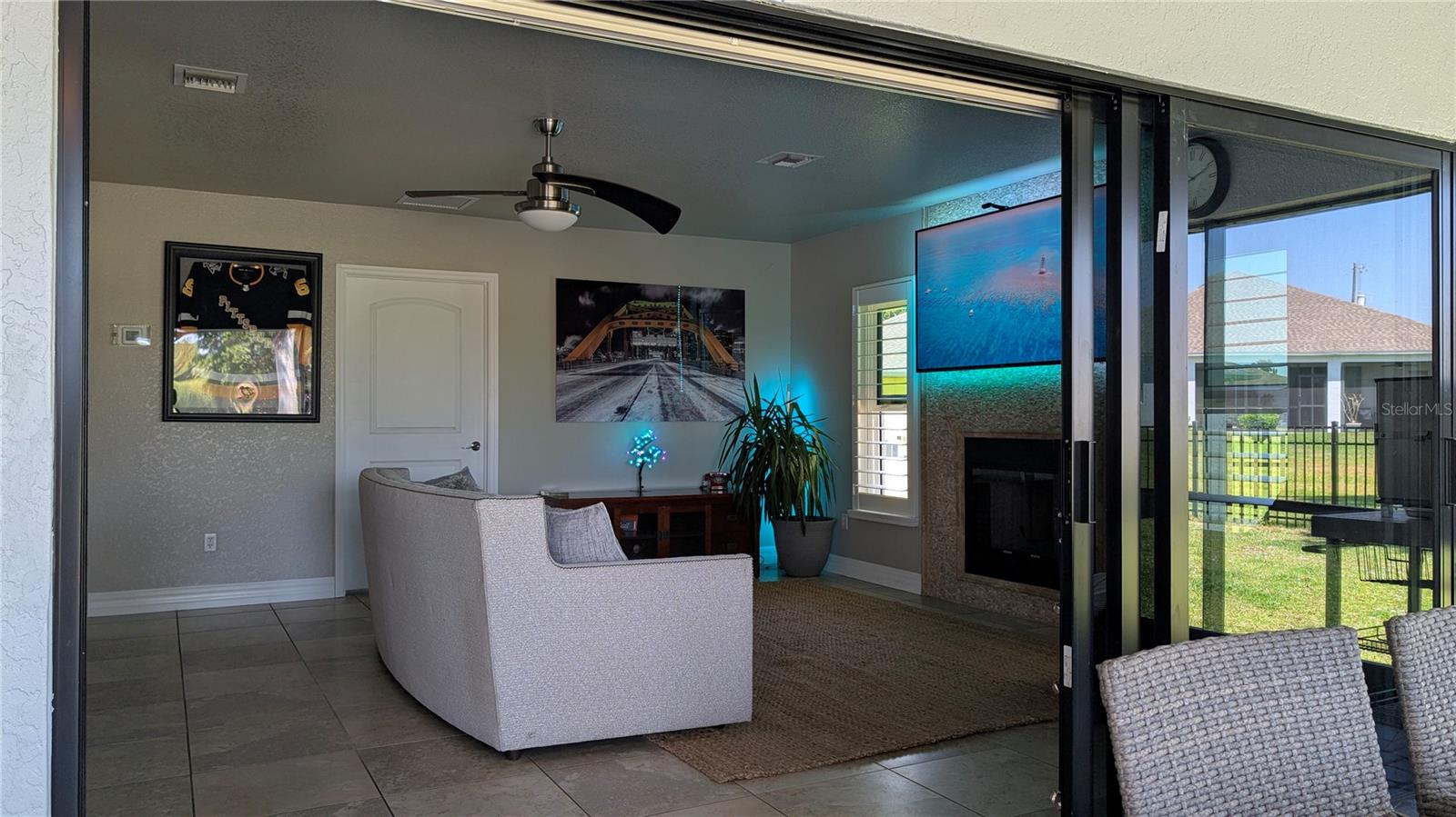 Image 21 of 55 For 384 Viedma Street