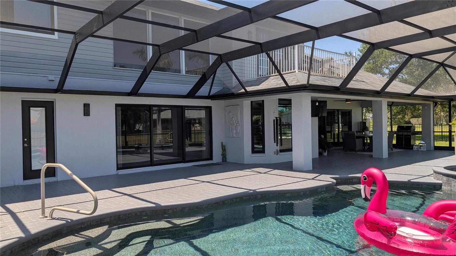 Image 23 of 55 For 384 Viedma Street