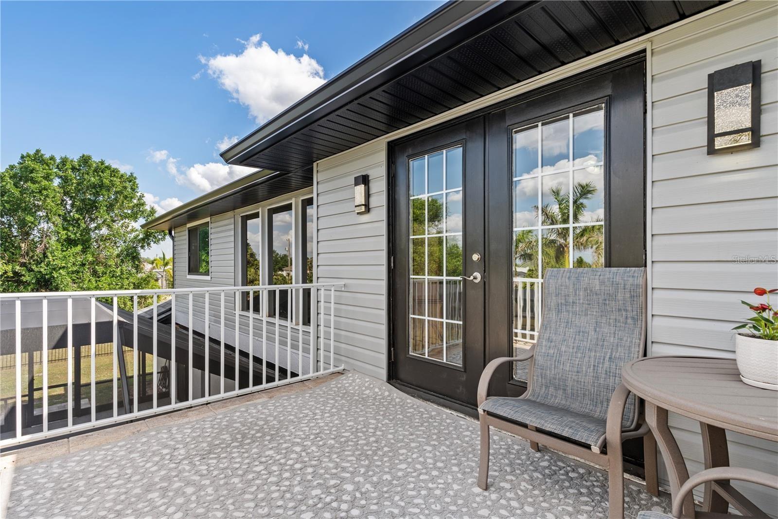 Image 32 of 55 For 384 Viedma Street