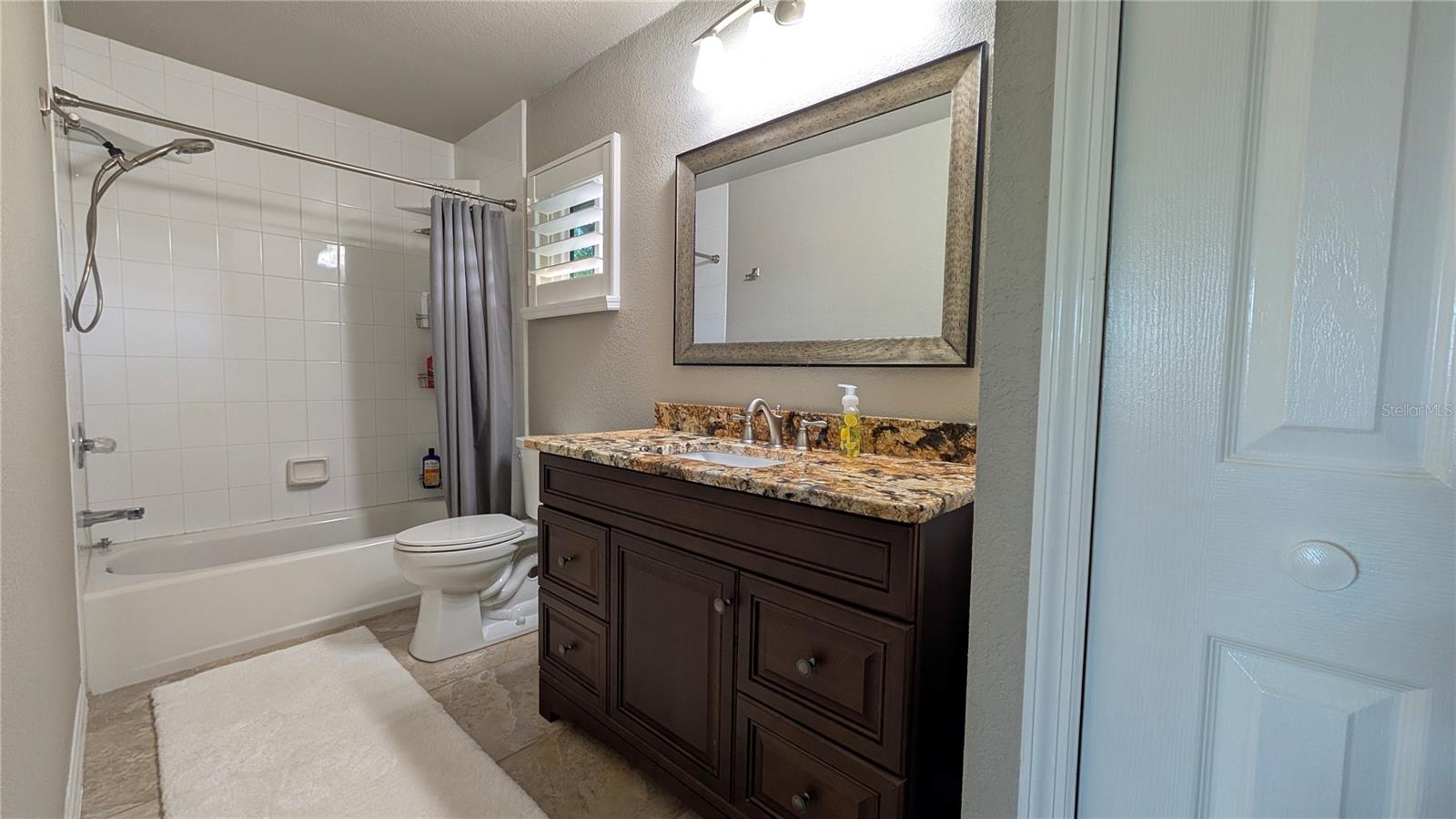 Image 37 of 55 For 384 Viedma Street