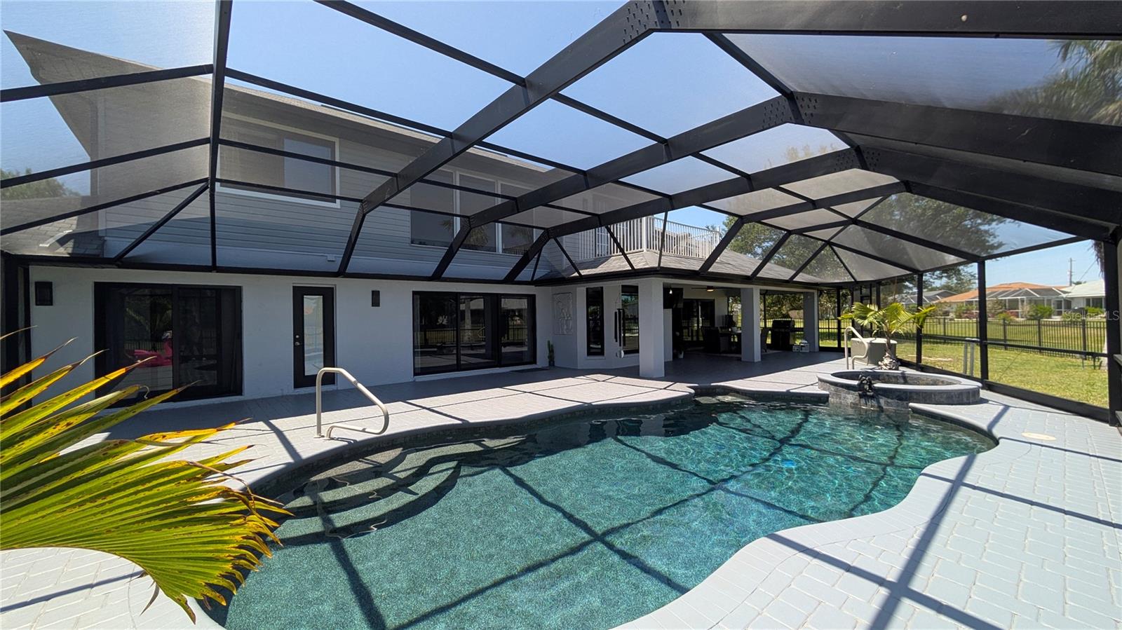 Image 4 of 55 For 384 Viedma Street