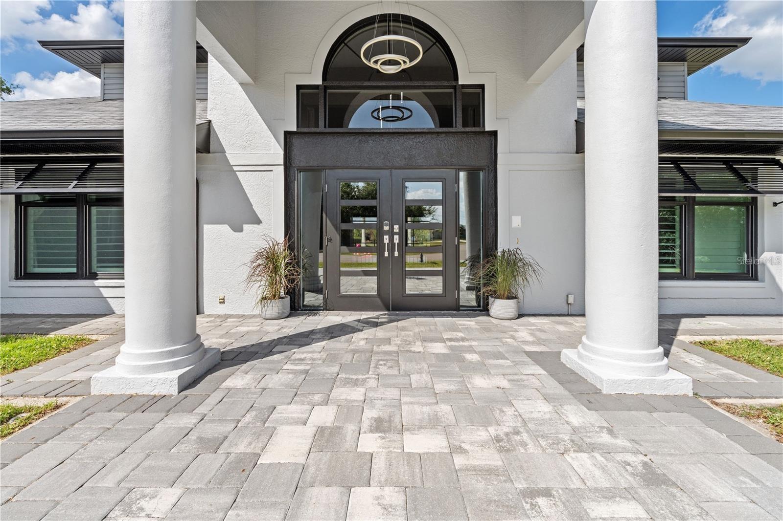 Image 42 of 55 For 384 Viedma Street