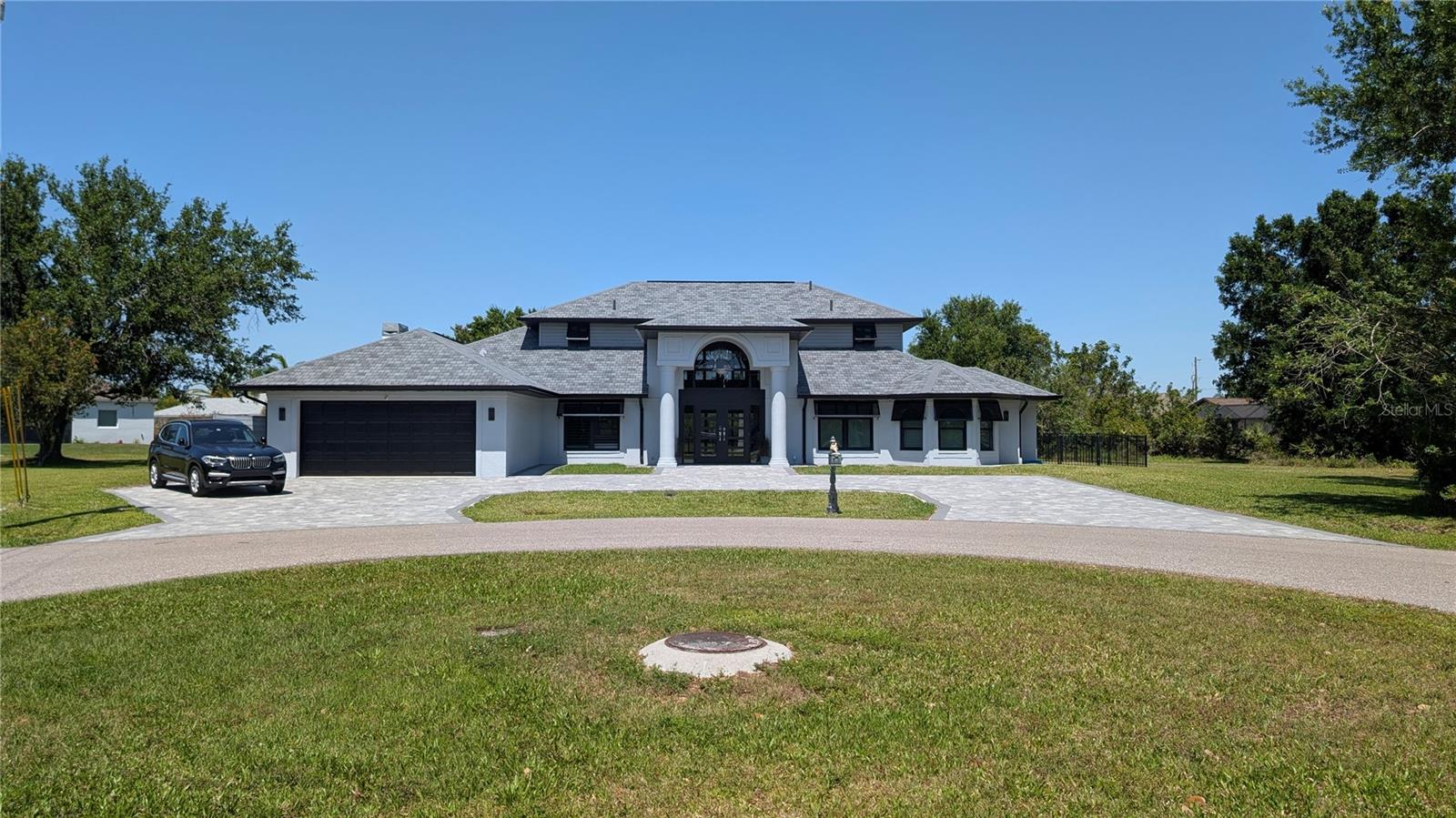 Image 43 of 55 For 384 Viedma Street