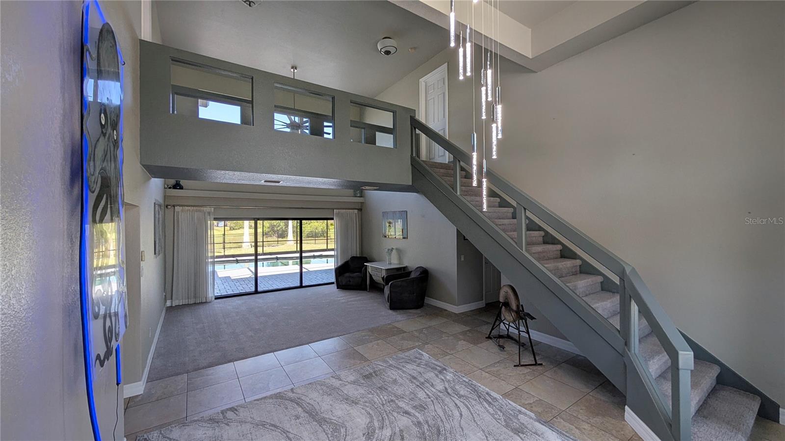 Image 7 of 55 For 384 Viedma Street