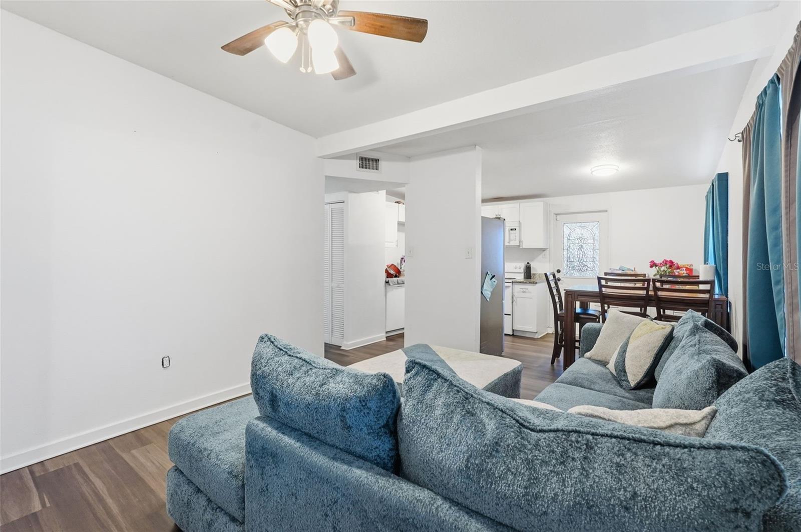 Image 4 of 27 For 8148 Bayou Drive