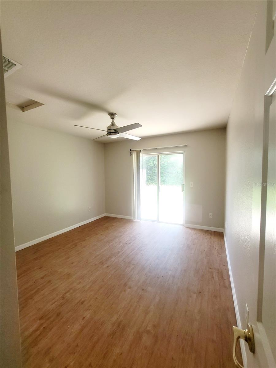 Listing photo id 6 for 1163 Tiger Point