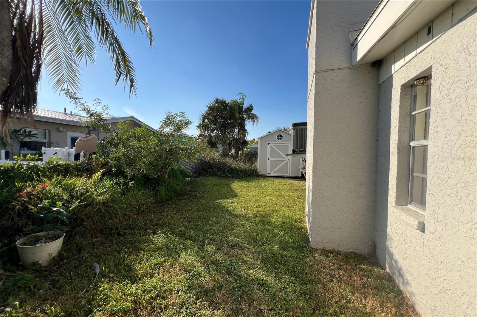 Image 14 of 28 For 951 182nd Avenue E