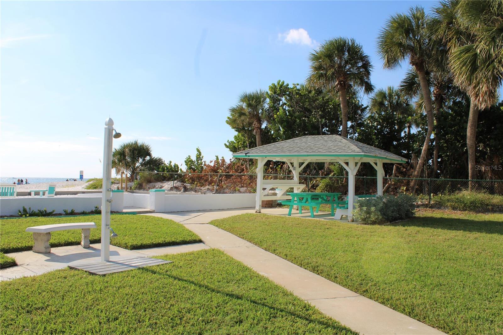 Image 17 of 28 For 951 182nd Avenue E