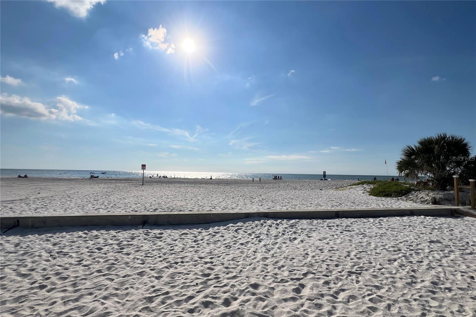 Image 23 of 28 For 951 182nd Avenue E