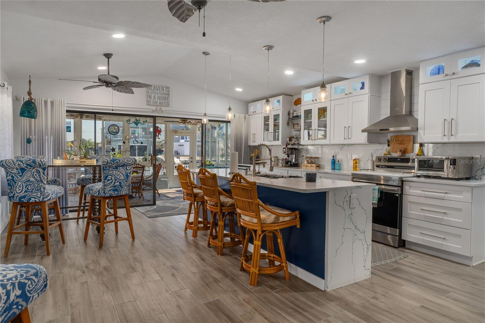 Image 13 of 50 For 4128 Camelia Drive