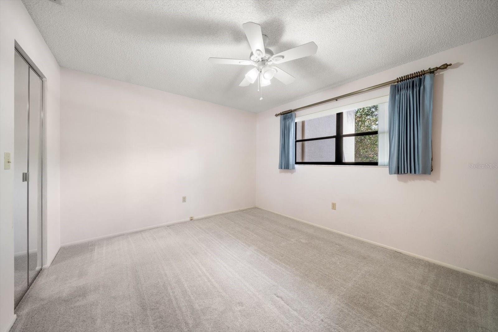 Image 16 of 33 For 6188 80th Street N 210