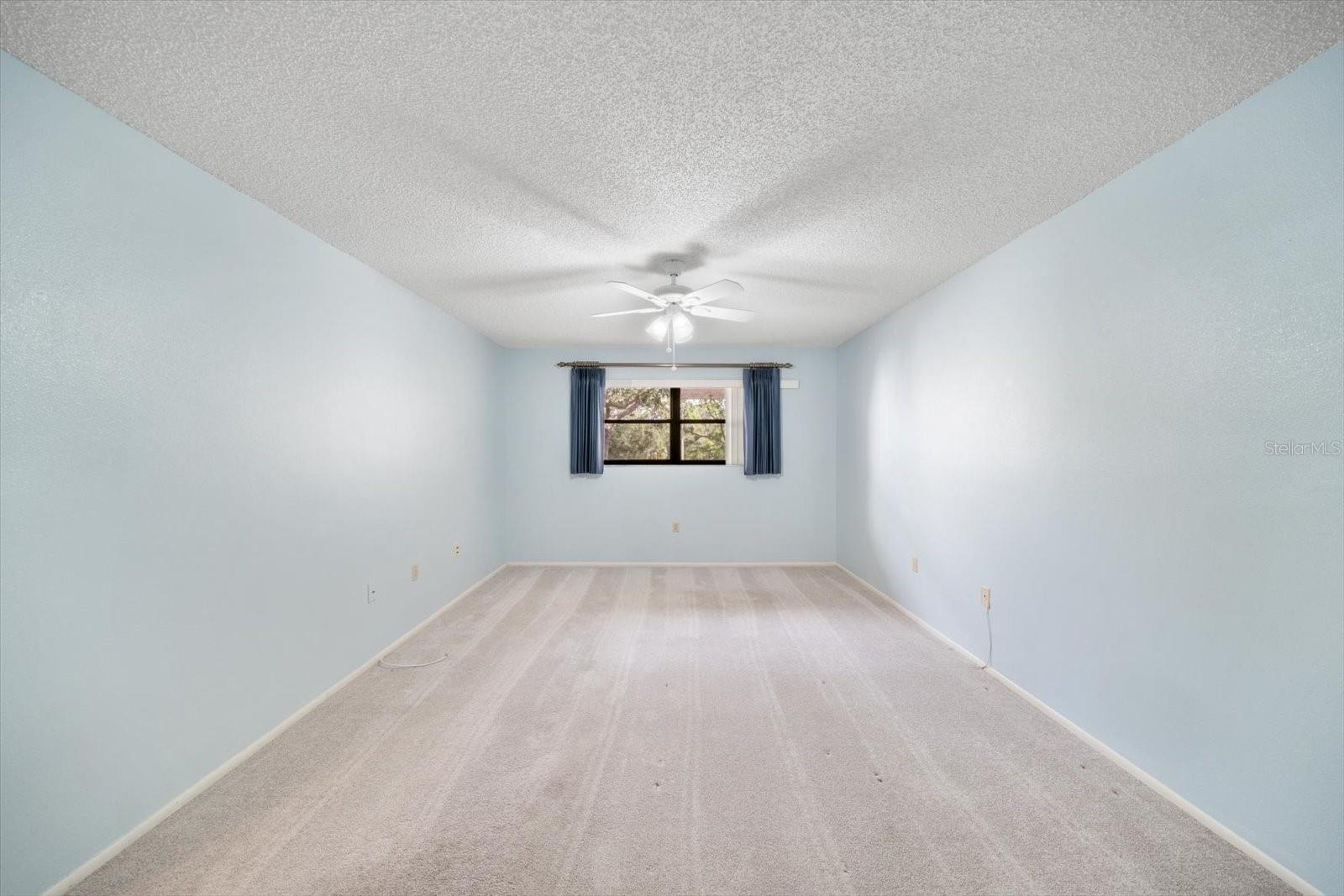 Image 18 of 33 For 6188 80th Street N 210