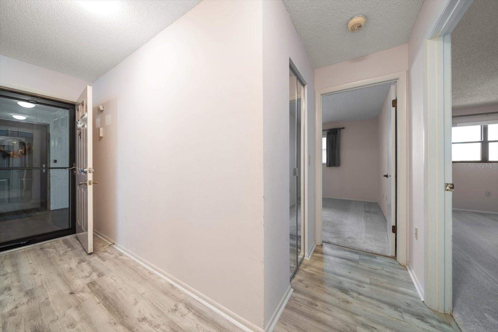 Image 23 of 33 For 6188 80th Street N 210