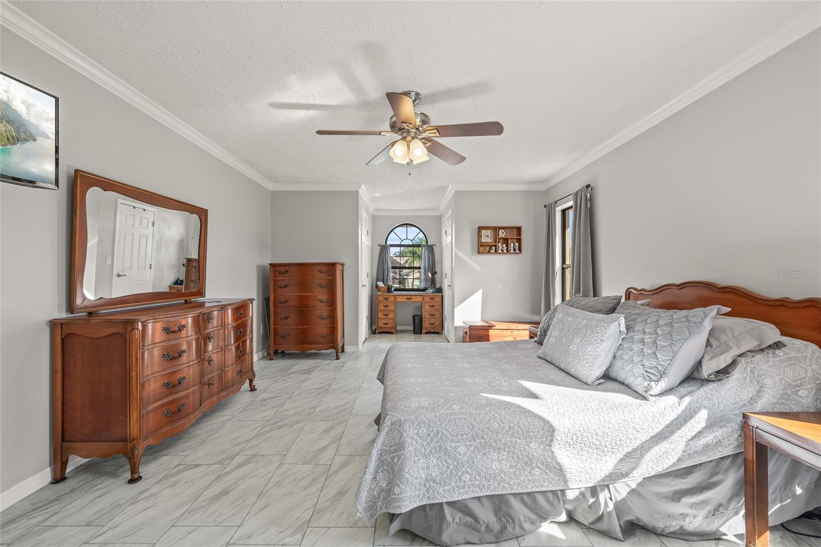 Image 23 of 46 For 1285 Henry Avenue