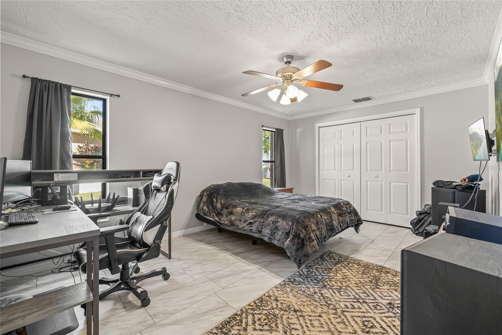 Image 30 of 46 For 1285 Henry Avenue