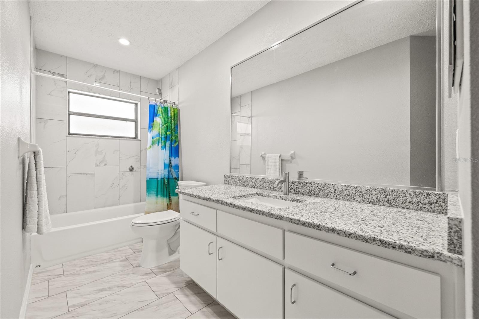 Image 32 of 46 For 1285 Henry Avenue