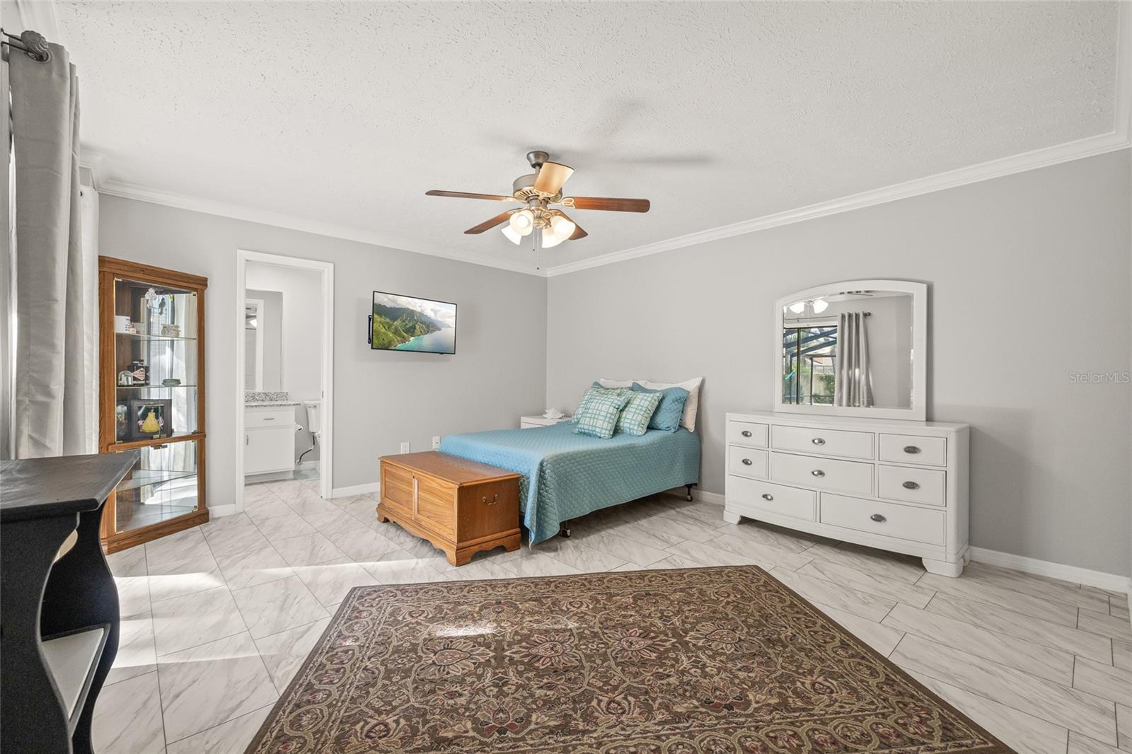 Image 33 of 46 For 1285 Henry Avenue