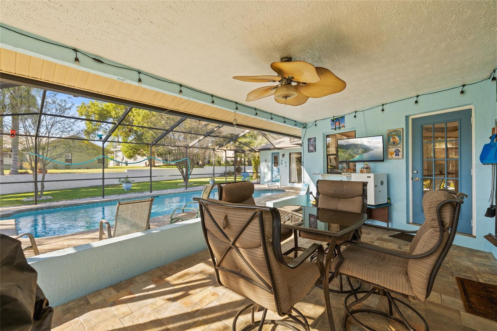 Image 38 of 46 For 1285 Henry Avenue