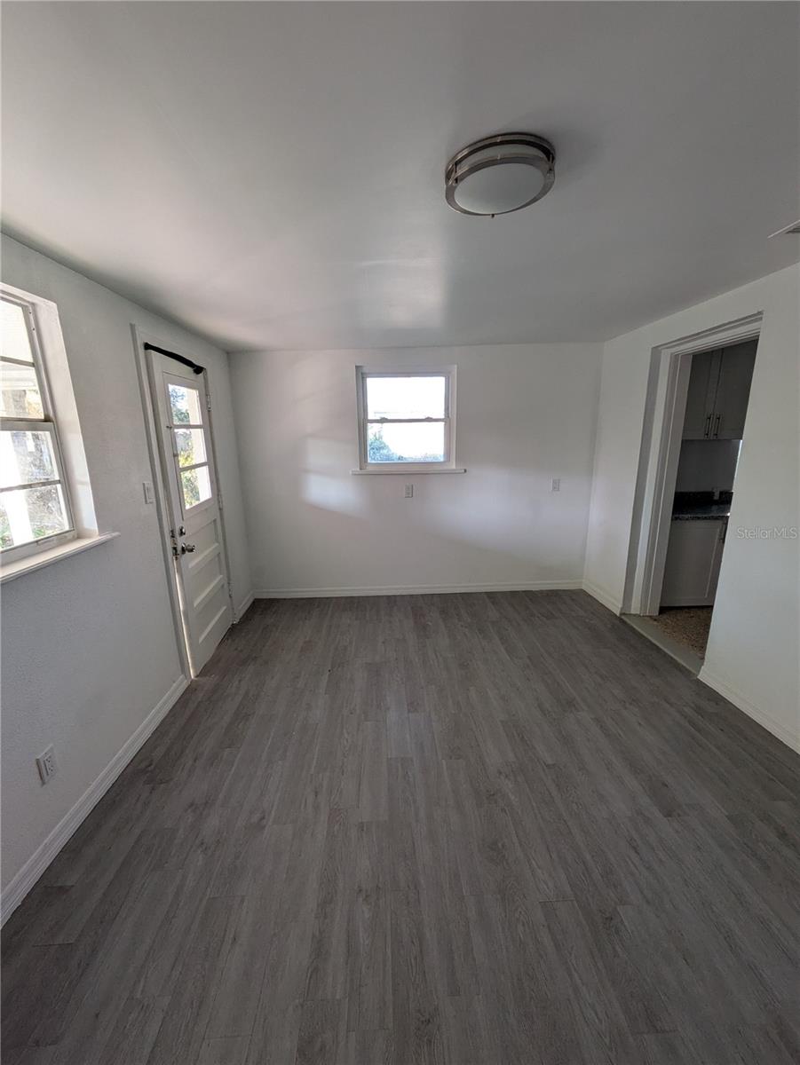 Image 6 of 32 For 1817 Meridel Avenue