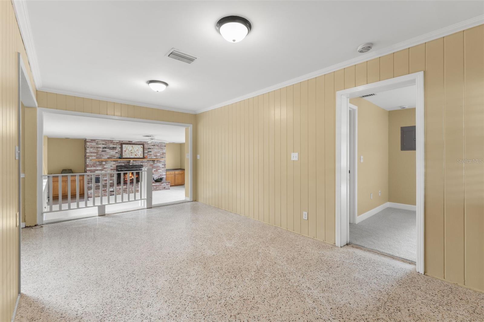 Listing photo id 24 for 317 Brentwood Drive