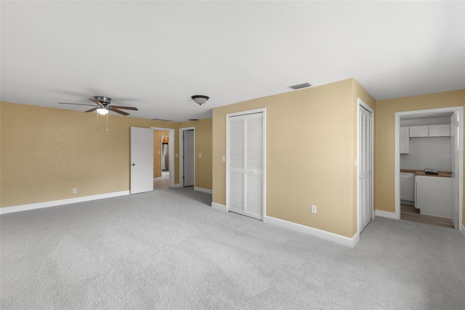 Listing photo id 33 for 317 Brentwood Drive