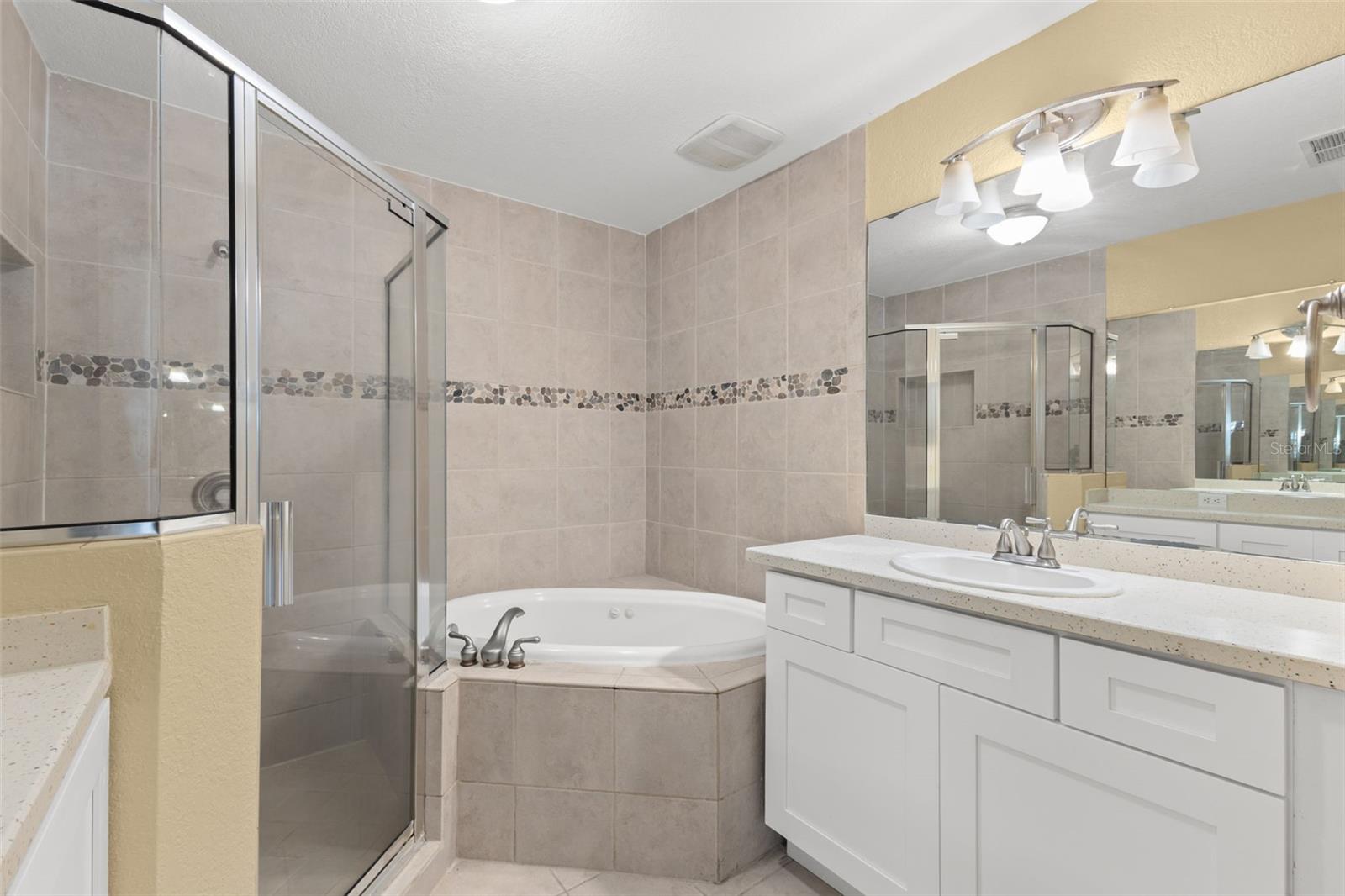 Listing photo id 35 for 317 Brentwood Drive