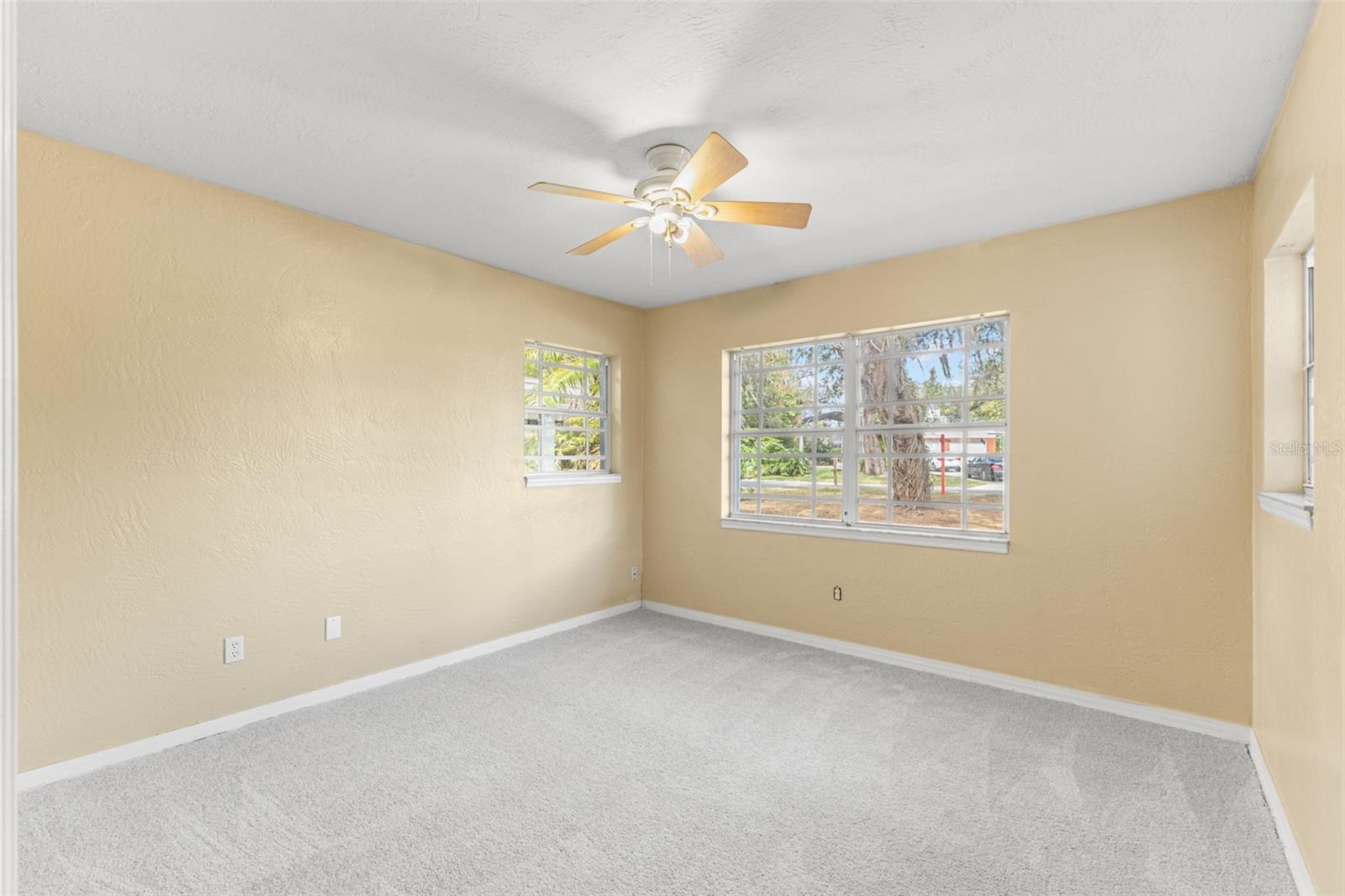 Listing photo id 39 for 317 Brentwood Drive