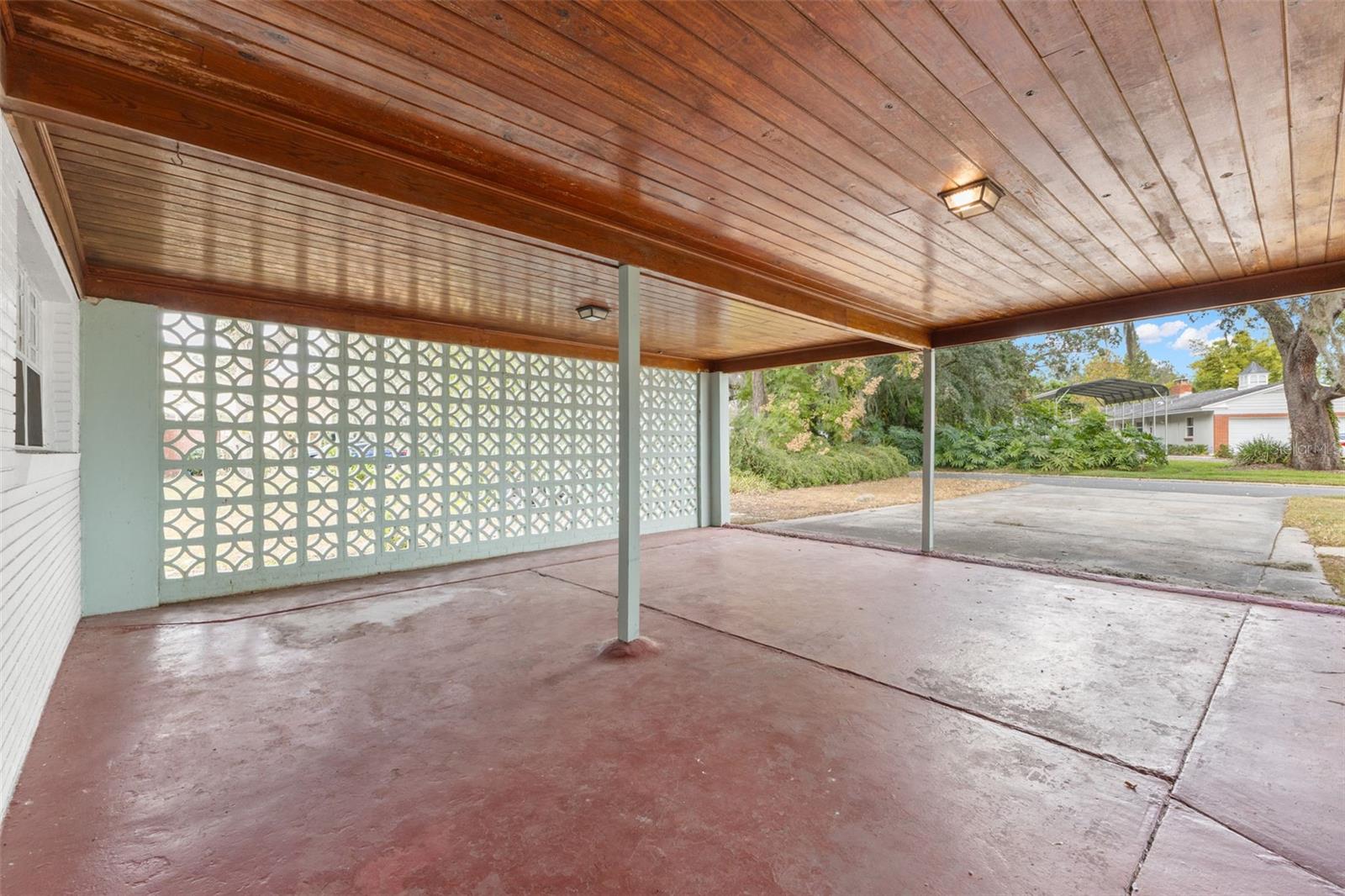 Listing photo id 48 for 317 Brentwood Drive