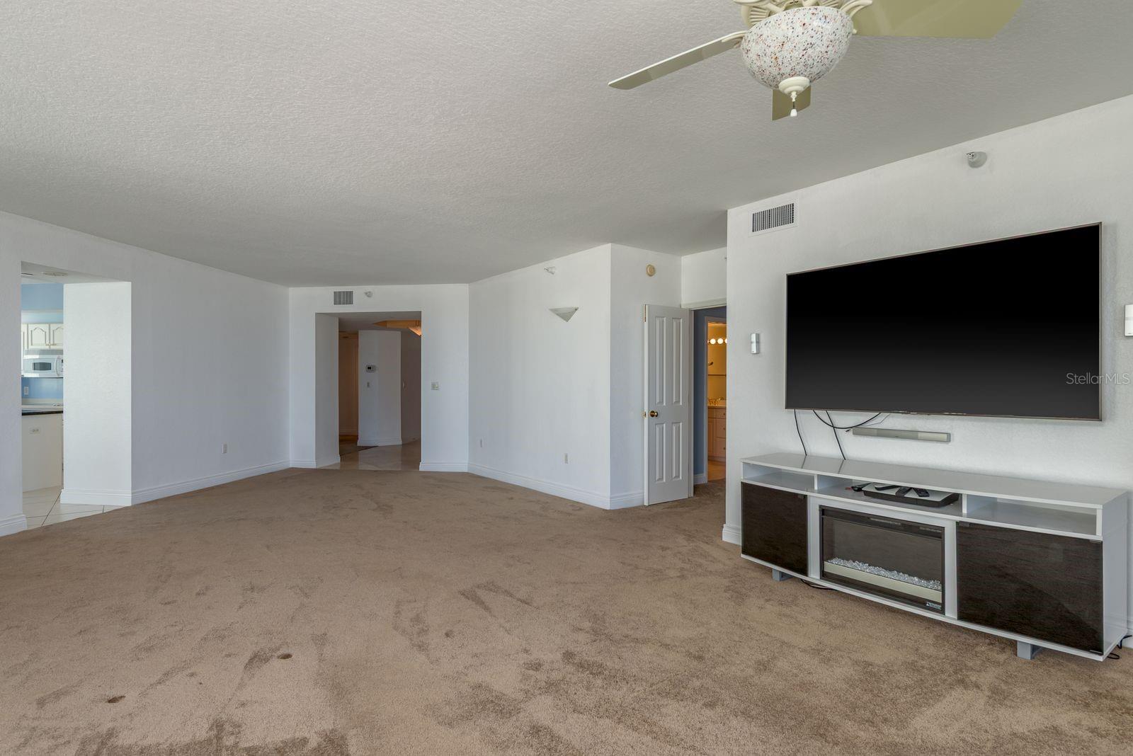 Image 9 of 59 For 1180 Gulf Boulevard 1902