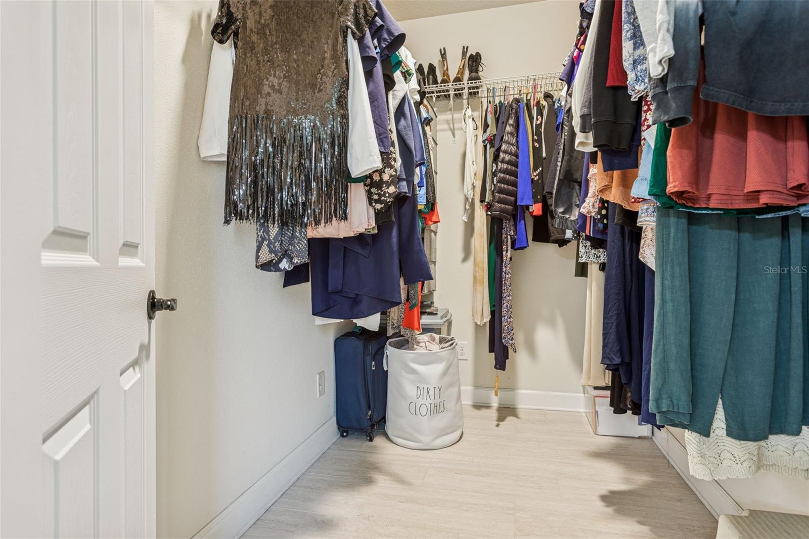 Image 13 of 34 For 5903 Chert Hill Lane