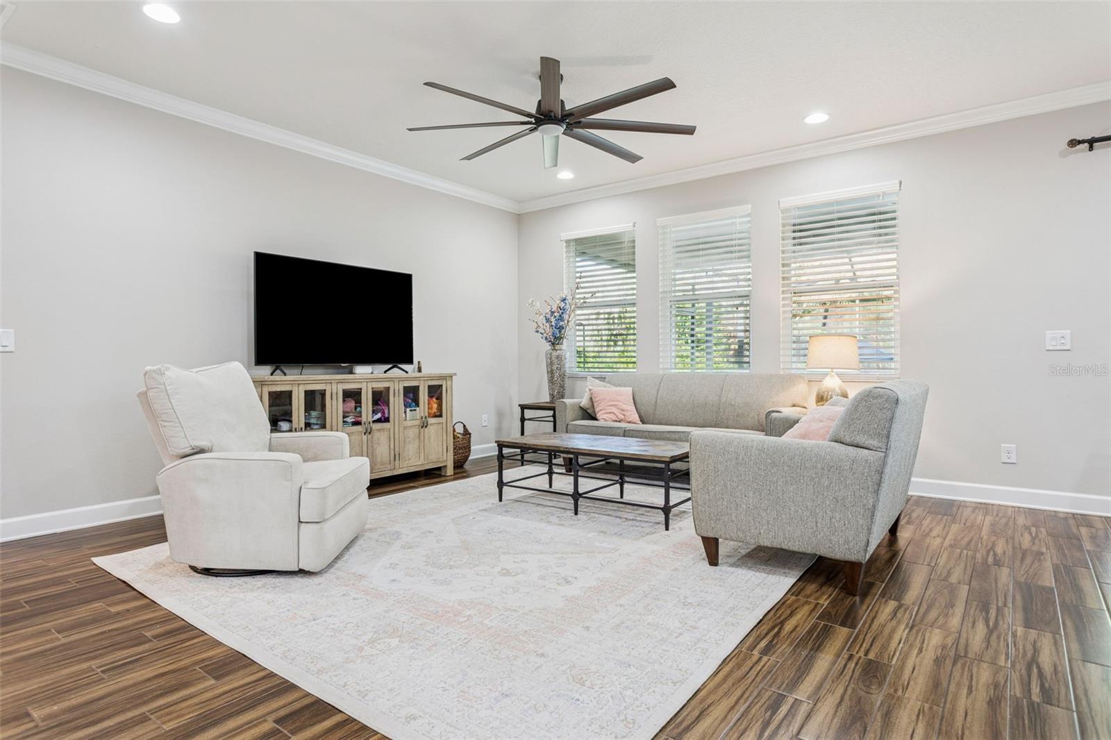 Image 4 of 34 For 5903 Chert Hill Lane