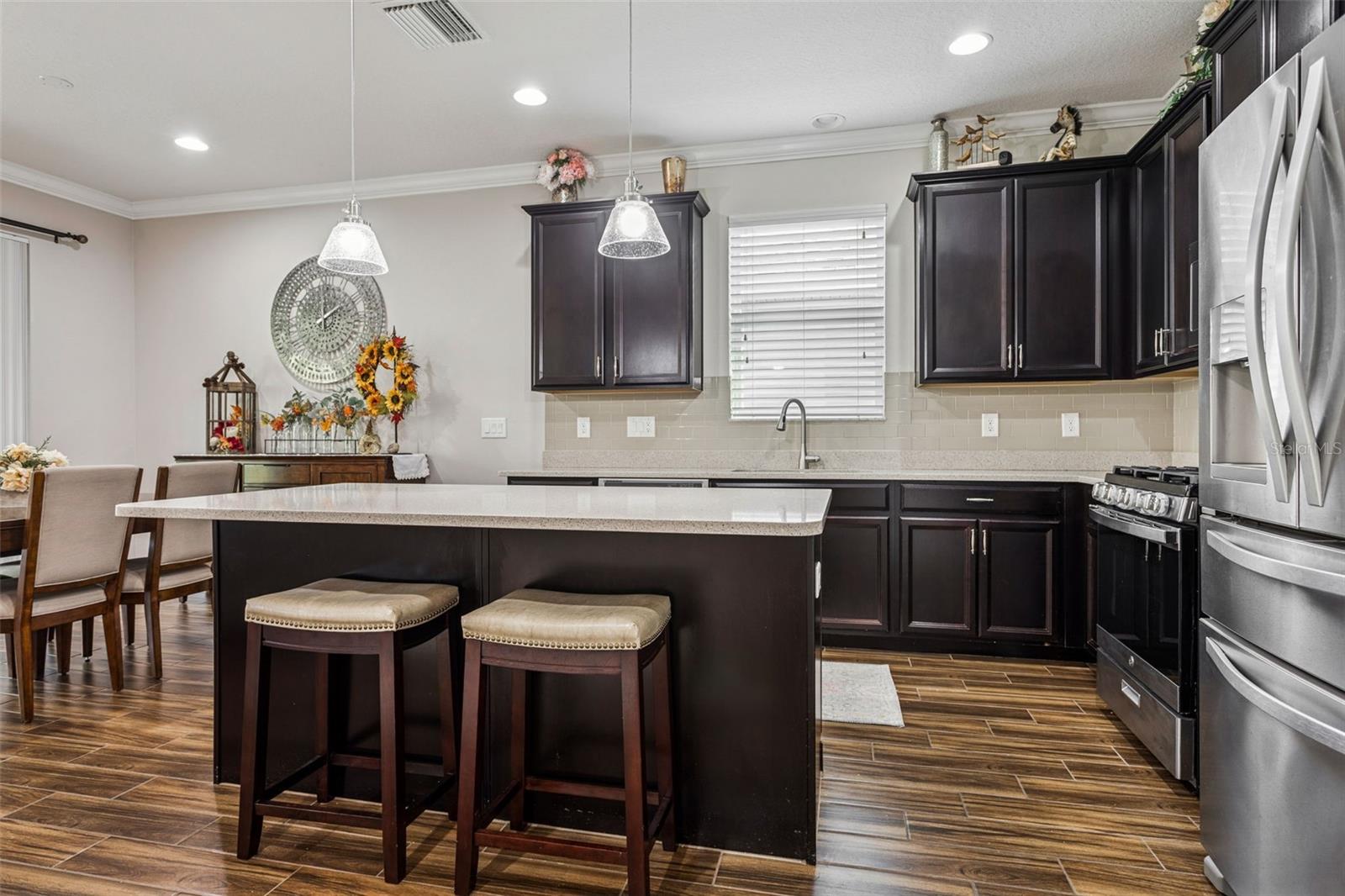 Image 6 of 34 For 5903 Chert Hill Lane