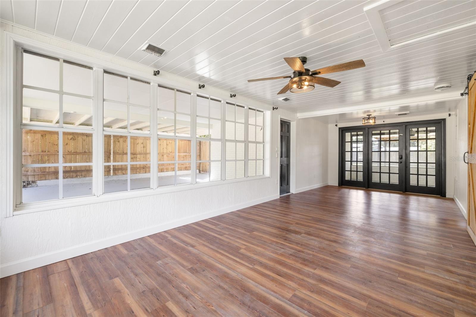 Image 12 of 45 For 36908 Center Avenue