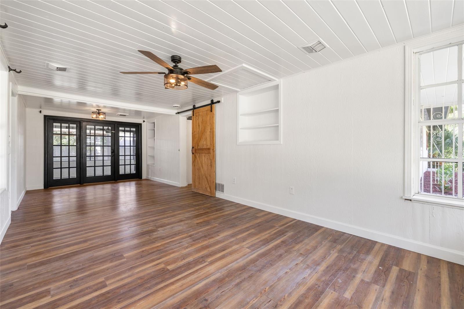 Image 13 of 45 For 36908 Center Avenue