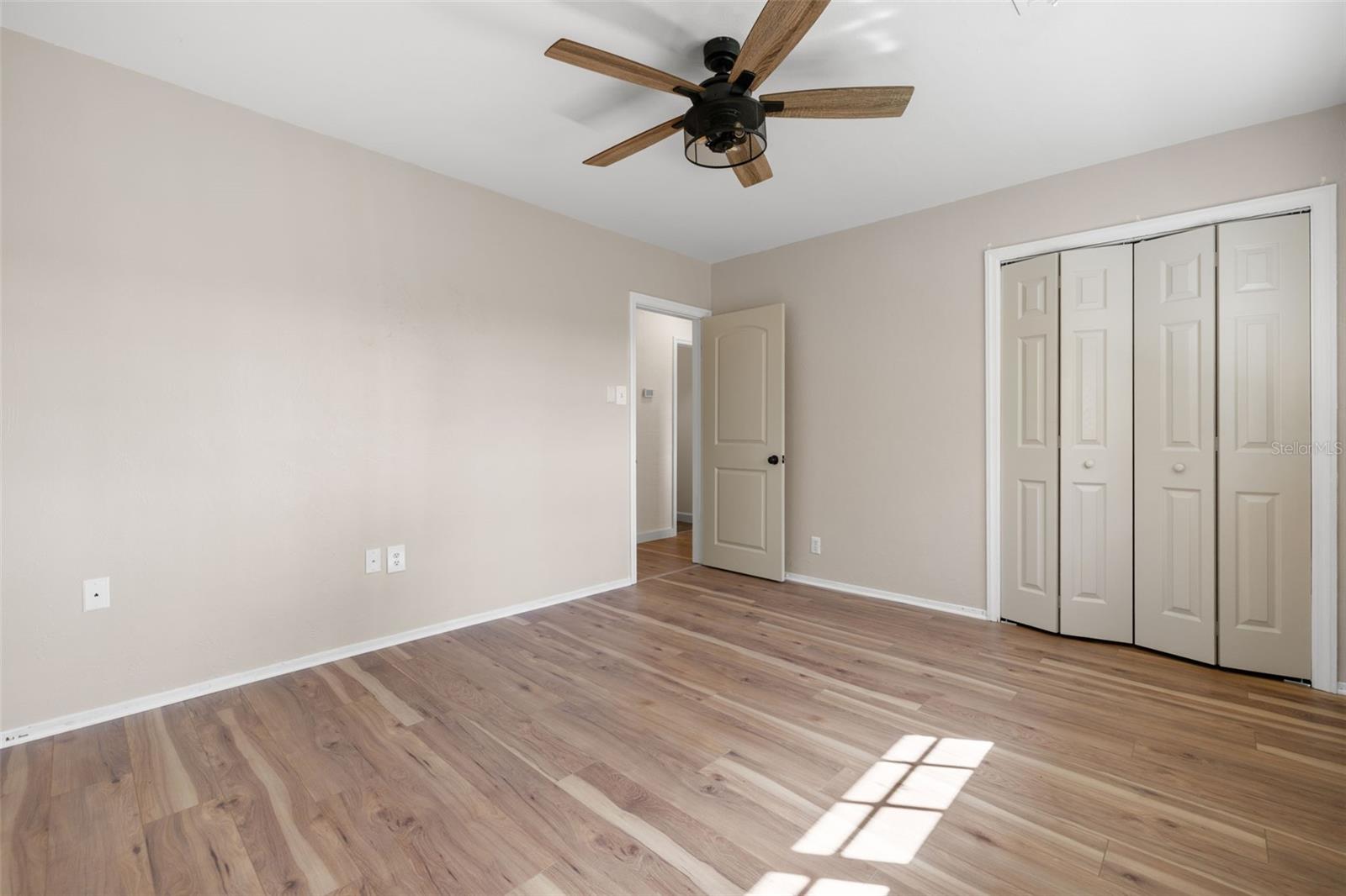 Image 21 of 45 For 36908 Center Avenue