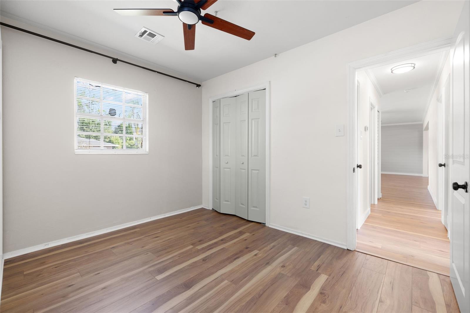 Image 23 of 45 For 36908 Center Avenue