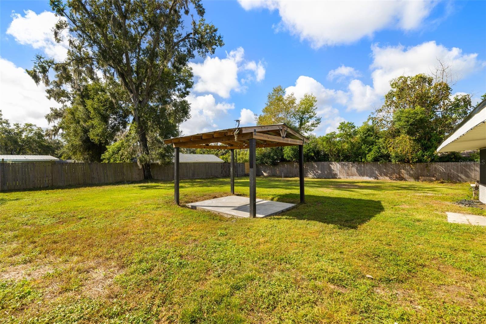 Image 31 of 45 For 36908 Center Avenue