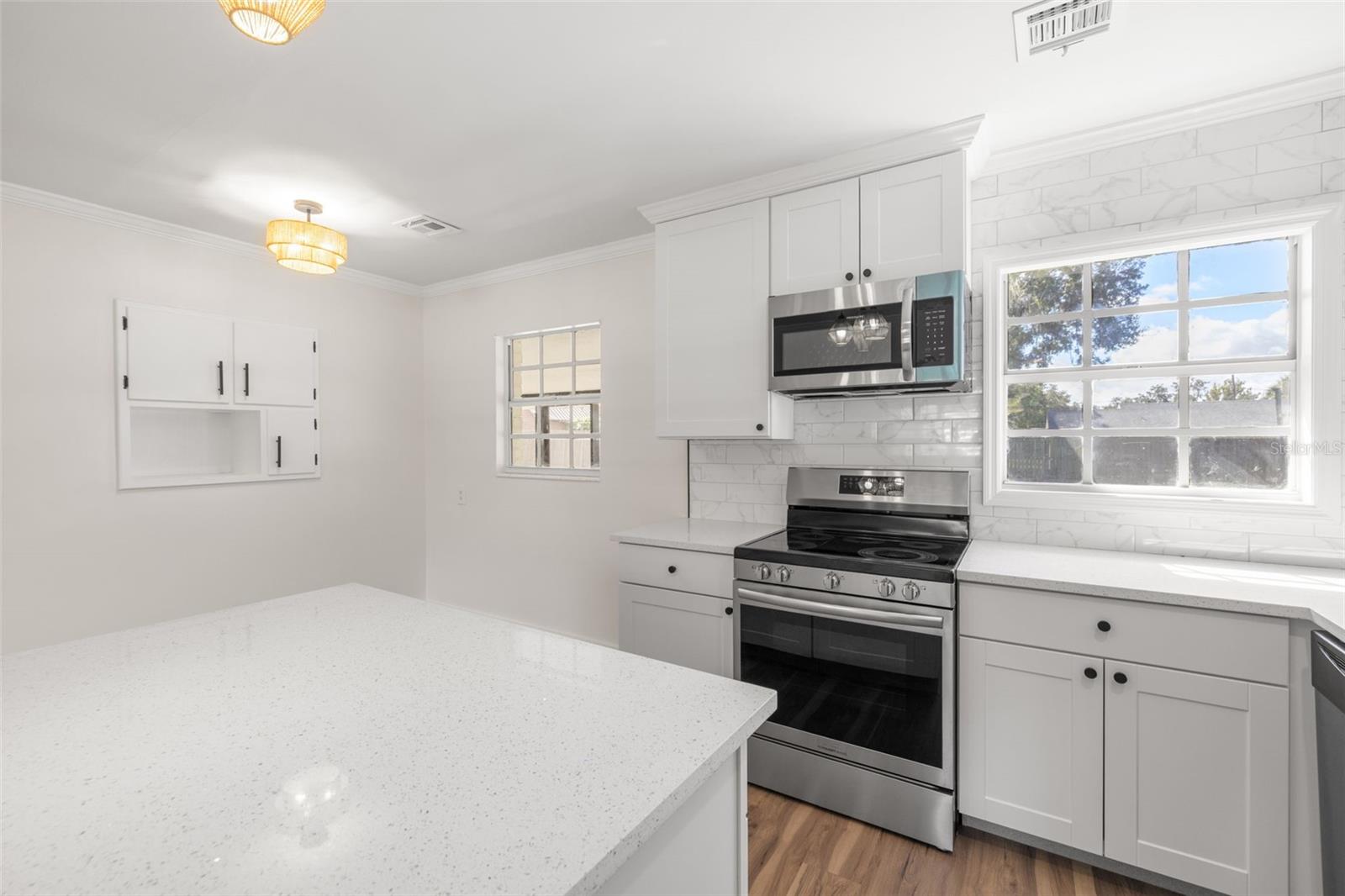 Image 8 of 45 For 36908 Center Avenue