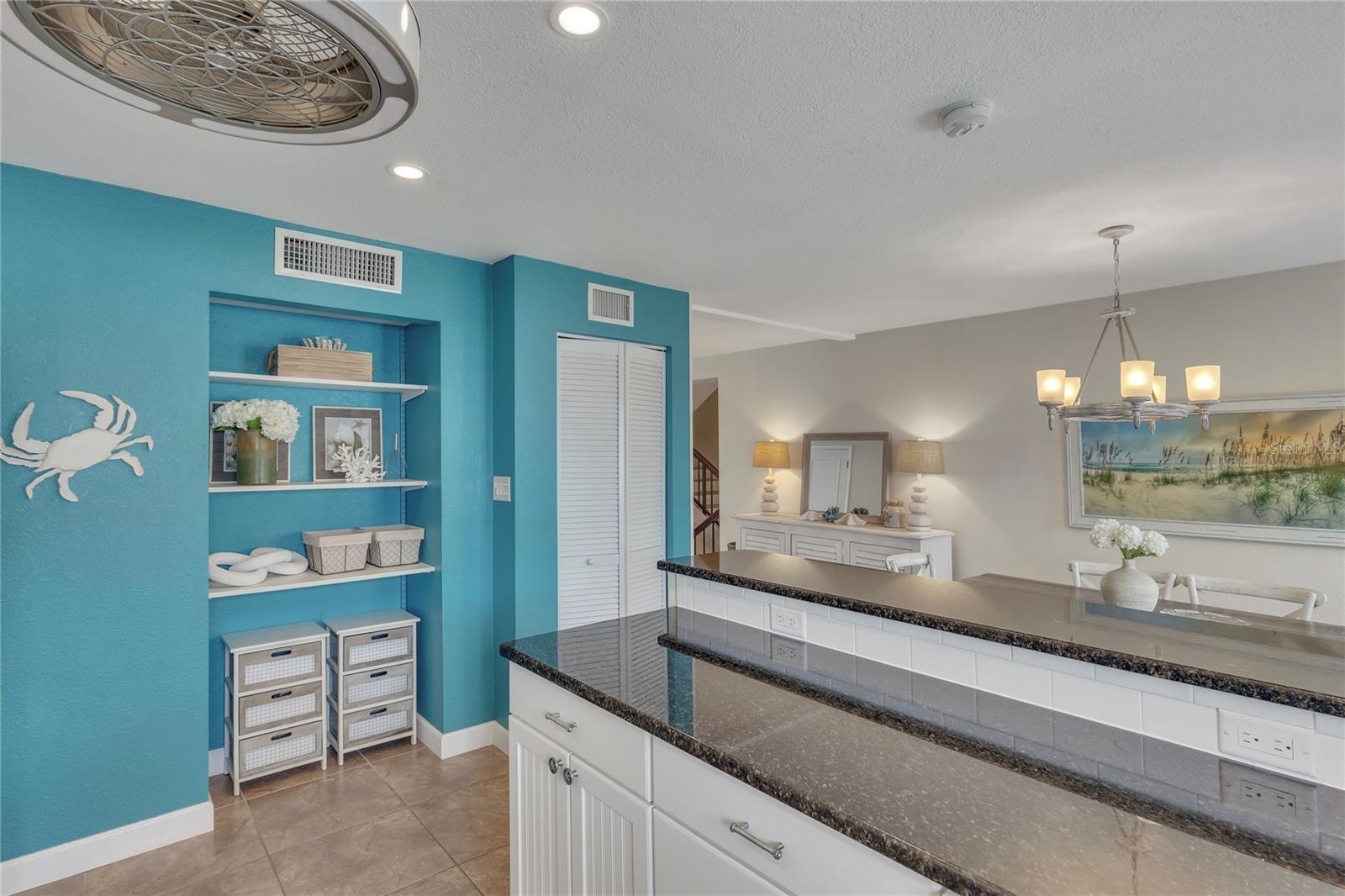 Image 17 of 39 For 1401 Gulf Boulevard 216