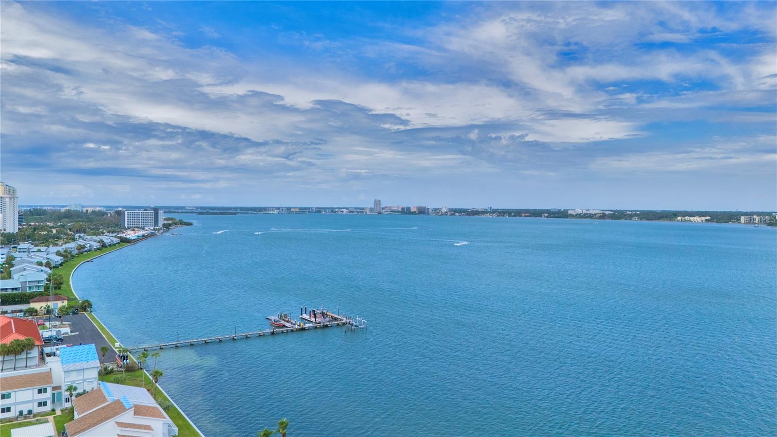 Image 4 of 39 For 1401 Gulf Boulevard 216