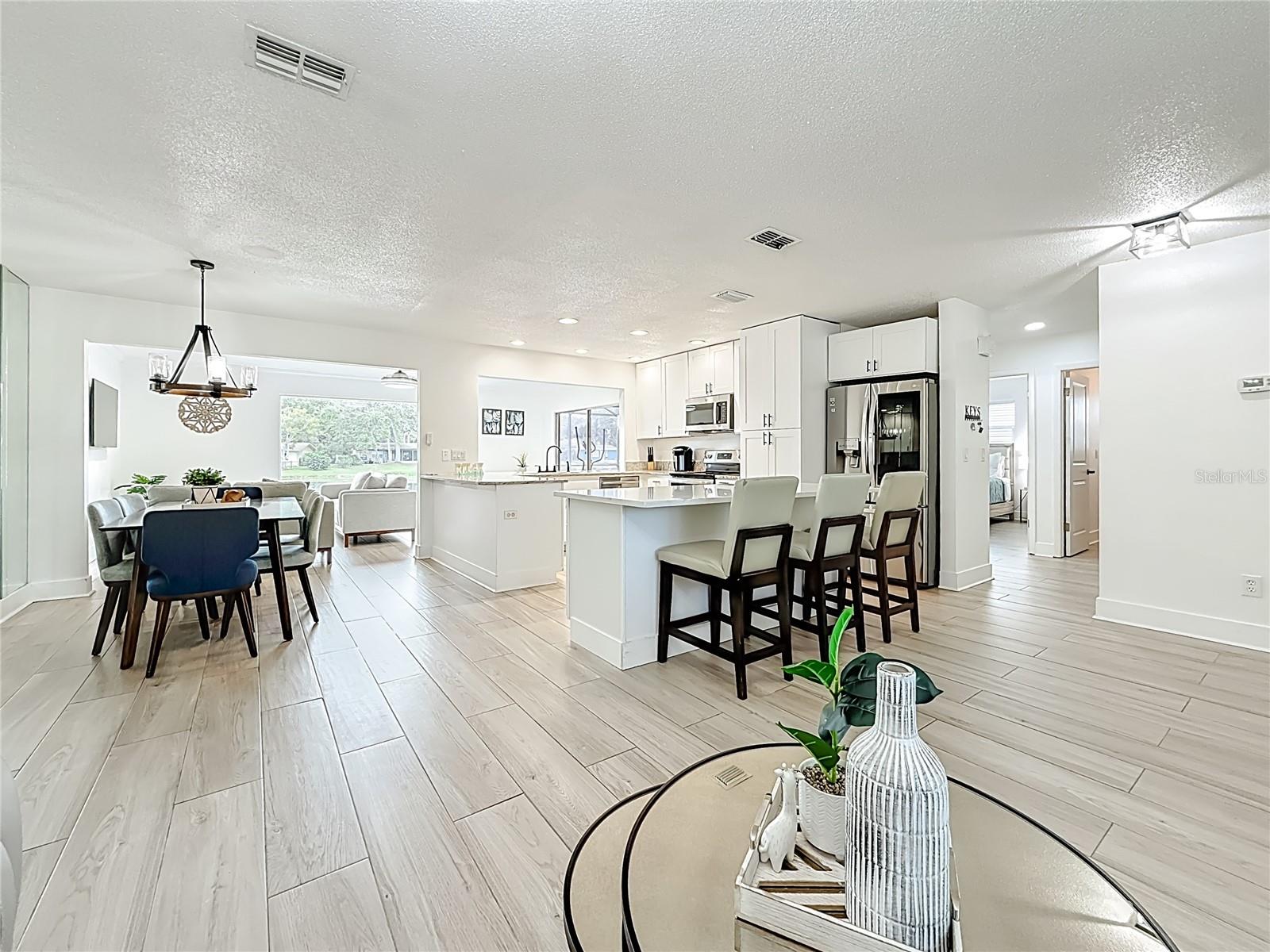 Image 12 of 73 For 2071 Butternut Circle E