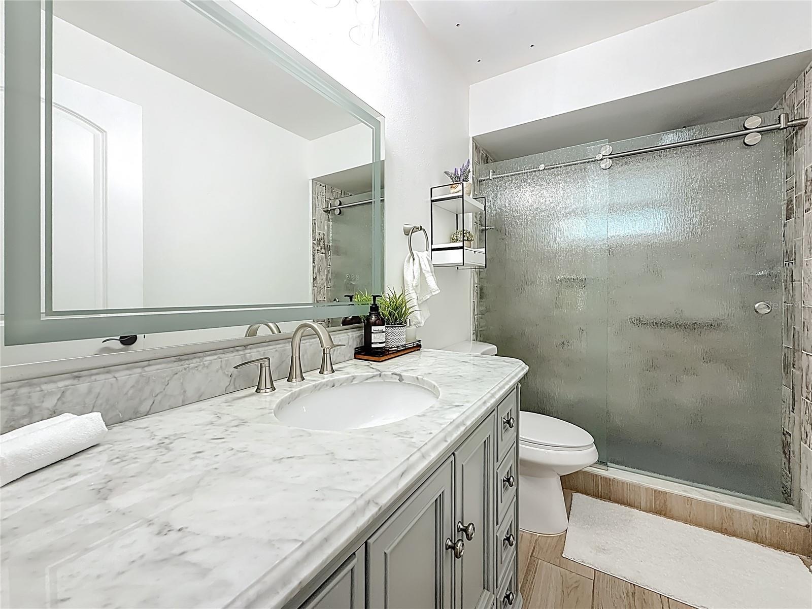 Image 33 of 73 For 2071 Butternut Circle E