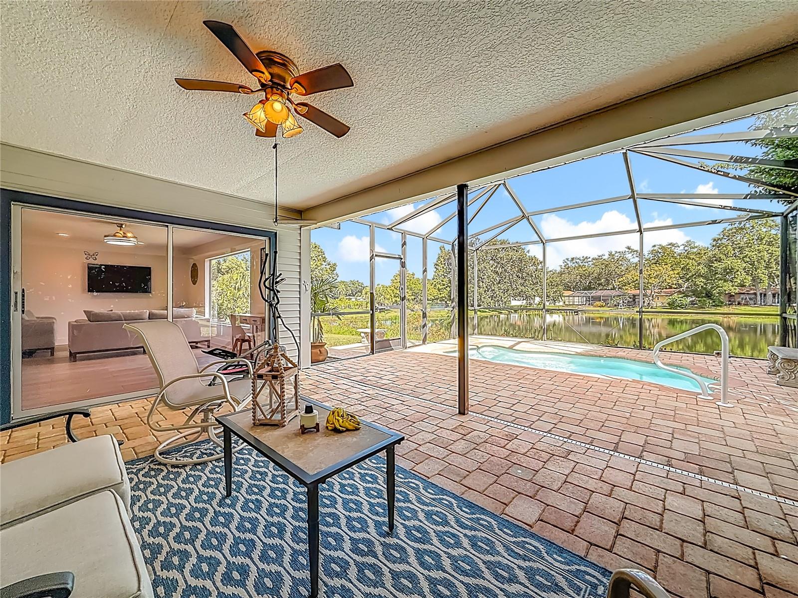 Image 47 of 73 For 2071 Butternut Circle E