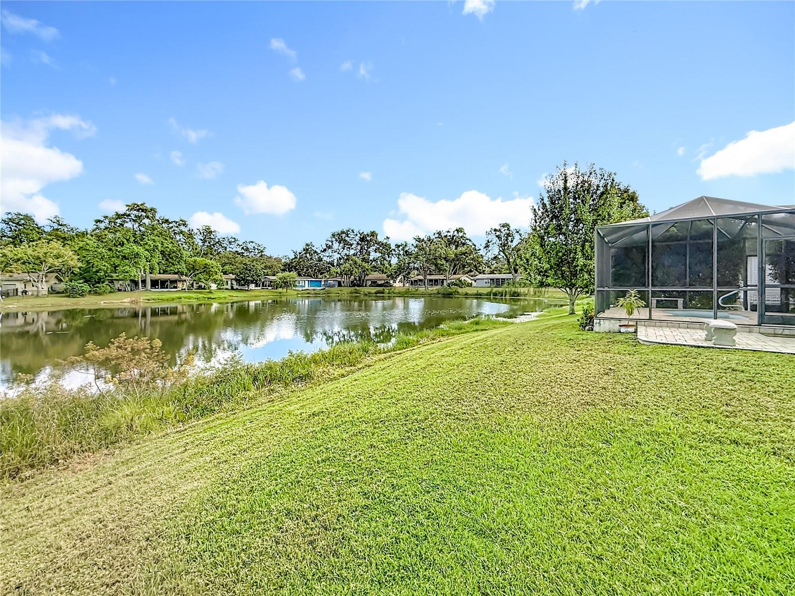 Image 58 of 73 For 2071 Butternut Circle E