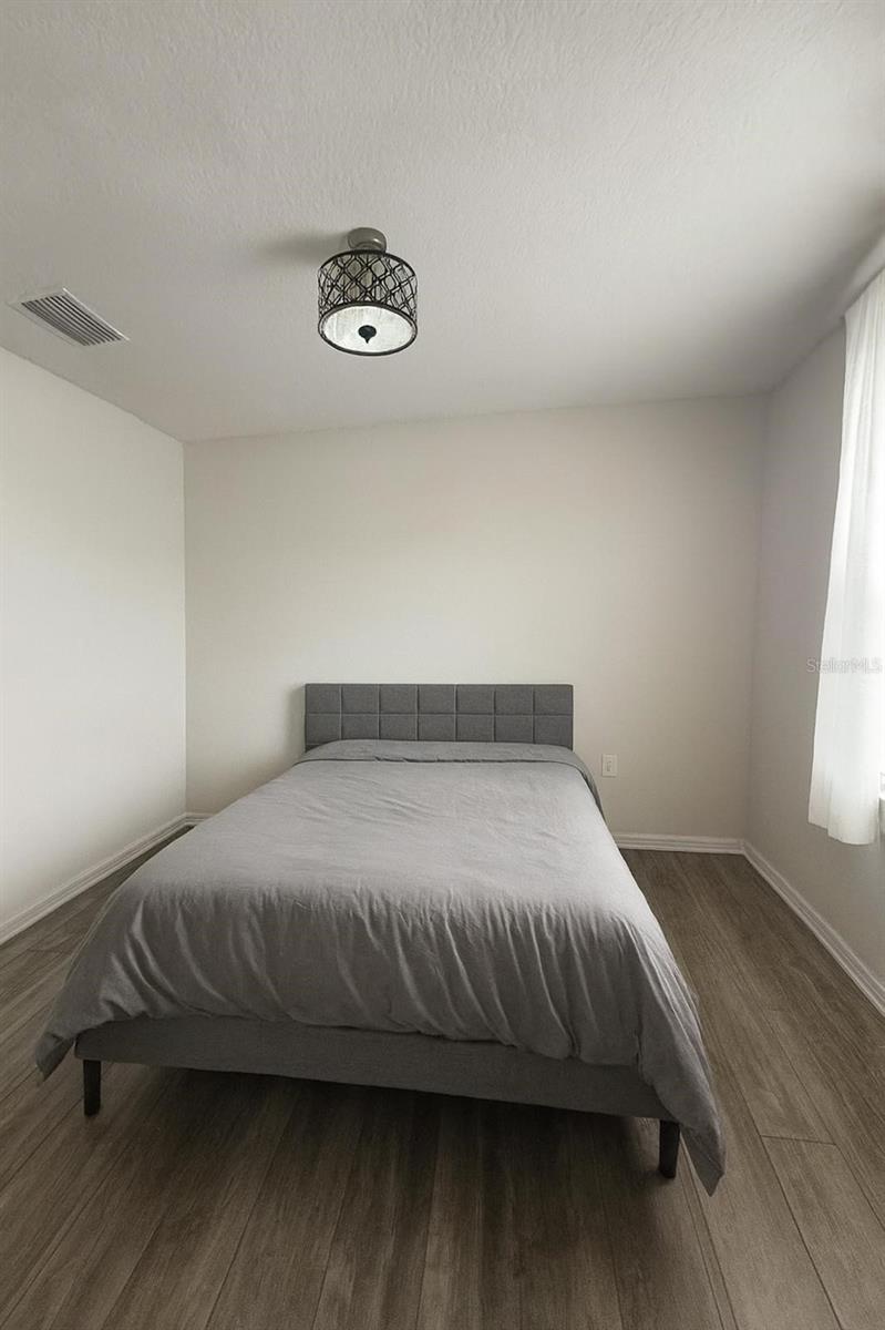 Image 17 of 25 For 12711 Lexington Ridge Street