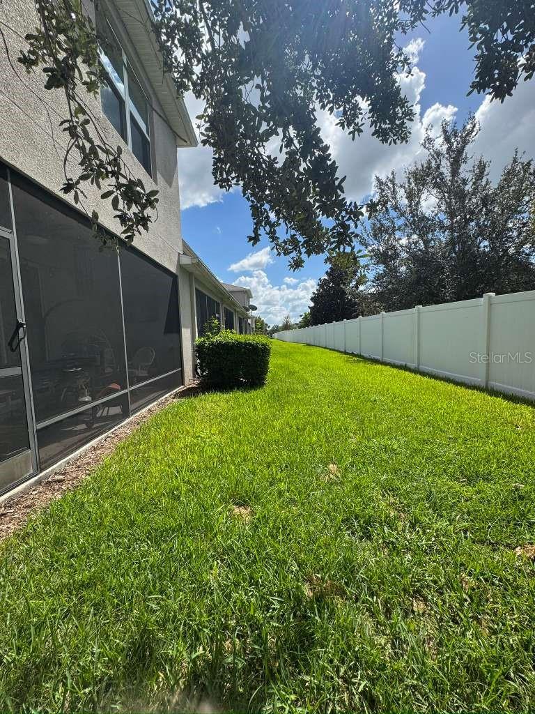 Image 23 of 25 For 12711 Lexington Ridge Street