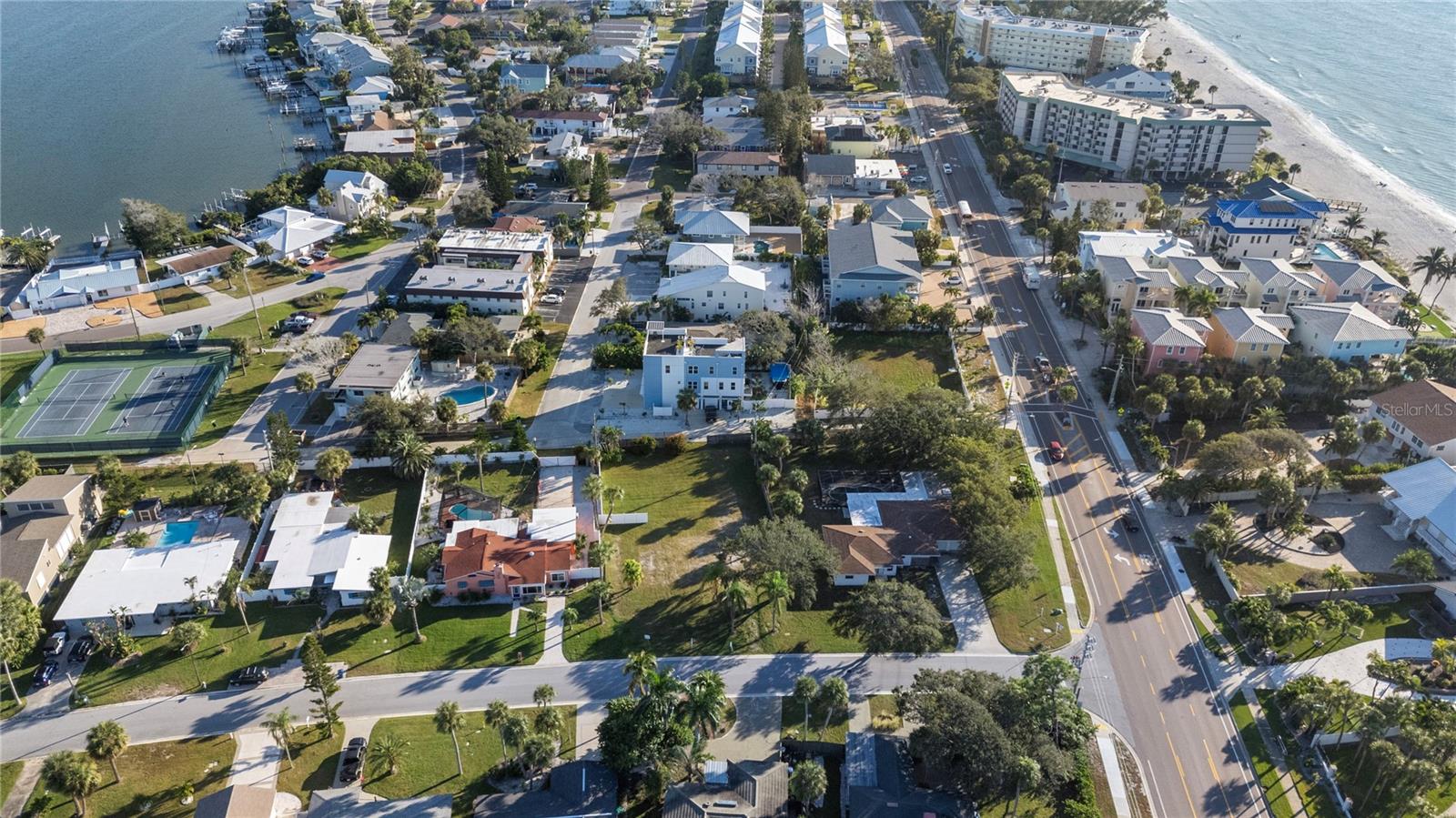 Image 11 of 12 For 104 1st Street